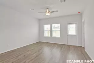 1987 Brookpointe Ln, Dayton, TX 77535 - Photo 4