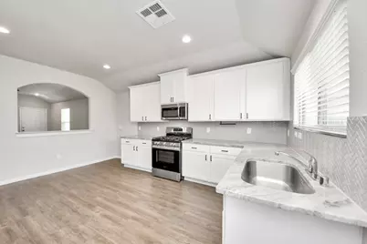 13211 Karan Park Lane, Houston, TX 77044 - Photo 10