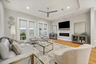 223 Malone St, Houston, TX 77007 - Photo 2