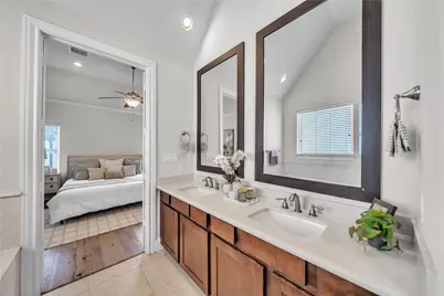 9443 Fannin Street, Houston, TX 77045 - Photo 40