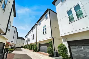 9443 Fannin St, Houston, TX 77045 - Photo 44