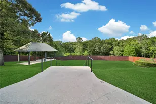 2401 Conastoga Ct, Conroe, TX 77384 - Photo 44