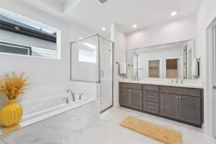 2706 Grand Fountains Dr, Houston, TX 77054 - Photo 14