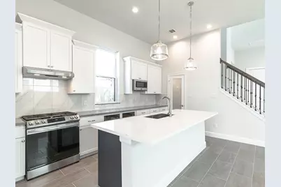 2706 Grand Fountains Drive #G, Houston, TX 77054 - Photo 4