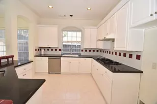 16 Treverstone Ct, Sugar Land, TX 77479 - Photo 6