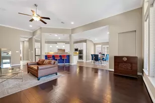 9609 Live Creek Ln, Pearland, TX 77584 - Photo 8