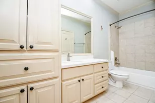1320 Lake Pointe Pkwy, Sugar Land, TX 77478 - Photo 32