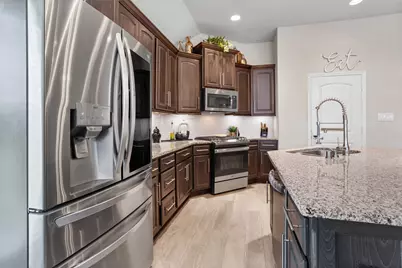 10423 Kahlo Court, Iowa Colony, TX 77583 - Photo 8