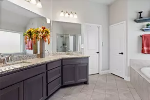10423 Kahlo Ct, Iowa Colony, TX 77583 - Photo 10