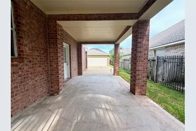2819 Town Gate Court, Missouri City, TX 77459 - Photo 4