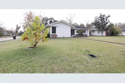6915 Edgemoor Drive, Houston, TX 77074 - Photo 20