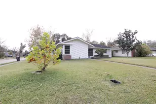 6915 Edgemoor Dr, Houston, TX 77074 - Photo 20