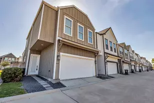 8474 Berry Green Ln, Houston, TX 77022 - Photo 1