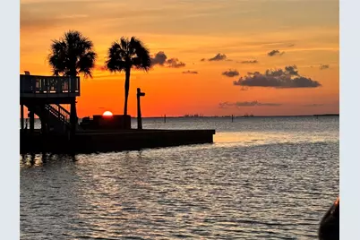 3710 Brewster Key Drive, Galveston, TX 77554 - Photo 2