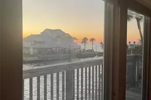 3710 Brewster Key Dr, Galveston, TX 77554 - Photo 8