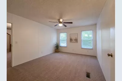 344 Holmes Road, Onalaska, TX 77360 - Photo 6