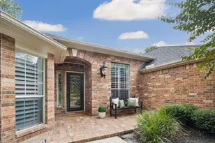 11 S Concord Valley Pl, The Woodlands, TX 77382 - Photo 2