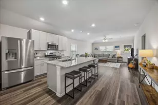 305 Cumberland Forest Dr, Magnolia, TX 77354 - Photo 1