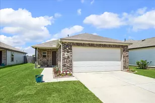 305 Cumberland Forest Dr, Magnolia, TX 77354 - Photo 2