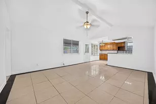 10911 Sageleaf Ln, Houston, TX 77089 - Photo 14