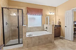 6102 Wickshire Dr, Rosenberg, TX 77471 - Photo 14