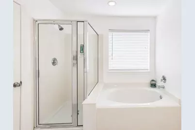 16659 Newglen Lane, Houston, TX 77084 - Photo 14