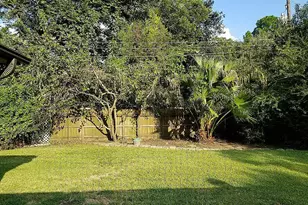 1126 Wisterwood Dr, Houston, TX 77043 - Photo 18