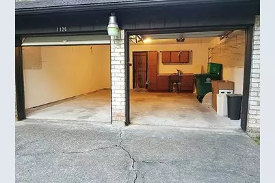 1126 Wisterwood Drive, Houston, TX 77043 - Photo 20