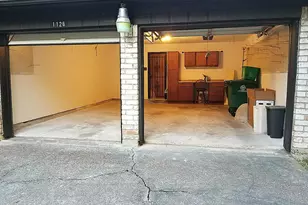 1126 Wisterwood Dr, Houston, TX 77043 - Photo 20