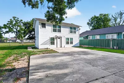 408 W Donovan Street, Houston, TX 77091 - Photo 2