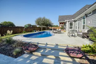 222 August Ave, Shiner, TX 77984 - Photo 50
