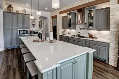 222 August Avenue, Shiner, TX 77984 - Photo 16