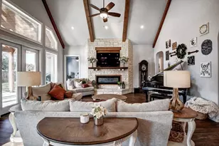 222 August Ave, Shiner, TX 77984 - Photo 12