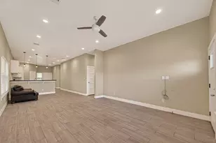 920 Kellogg St, Houston, TX 77012 - Photo 8