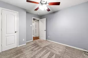 10367 Royal Magnolia Dr, Conroe, TX 77303 - Photo 18