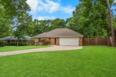 10367 Royal Magnolia Drive, Conroe, TX 77303 - Photo 2