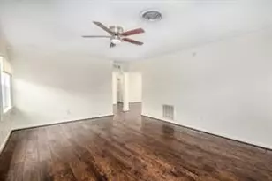 9 Manor Way, Galveston, TX 77550 - Photo 6