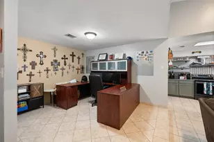 6907 Briarfield Dr, Spring, TX 77379 - Photo 10