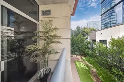 1901 Post Oak Boulevard #204, Houston, TX 77056 - Photo 6