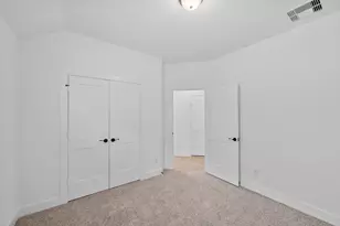 5223 Celestial Ct, Iowa Colony, TX 77583 - Photo 10