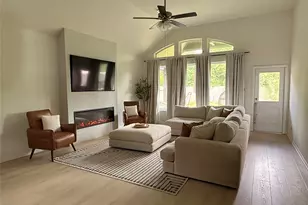 23609 Zinfandel Dr, Alvin, TX 77511 - Photo 2