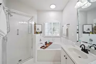 2351 Summit Way Ct, Kingwood, TX 77339 - Photo 16