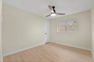 2322 Aprilmont Dr, Sugar Land, TX 77498 - Photo 22