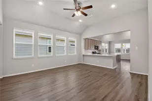 1112 Lilly Ln, Bellville, TX 77418 - Photo 6