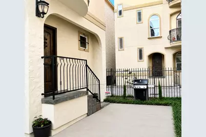 1241 W 24th Street #C, Houston, TX 77008 - Photo 4