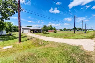 2518 Main St, Liverpool, TX 77577 - Photo 44