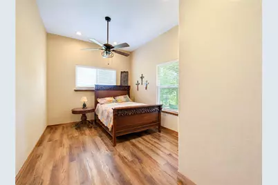2518 Main Street, Liverpool, TX 77577 - Photo 34