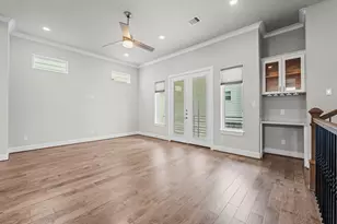 954 Fisher St, Houston, TX 77018 - Photo 6