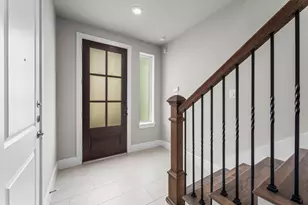 954 Fisher St, Houston, TX 77018 - Photo 4