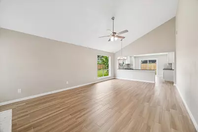 16807 Forthloch Court, Houston, TX 77084 - Photo 4